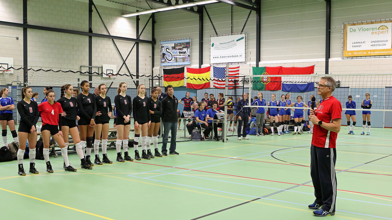 Wethouder Dijkman opent derde Internationale Volleybaltoernooi Alkmaar