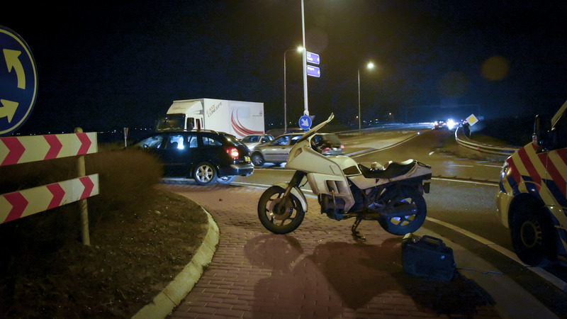 Motorrijder gewond na aanrijding met auto