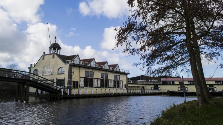 Tentoonstelling hedendaagse architectuur in Museum Broekerveiling ?