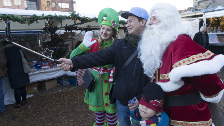 Alkmaar in hogere kerstsferen tijdens kerstmarkt