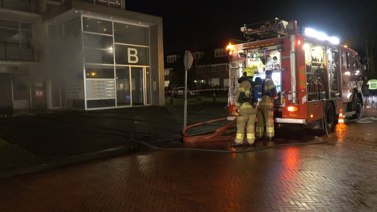 Brand in kelderbox, flinke rook en koolmonoxide aan Melis Stokelaan Alkmaar