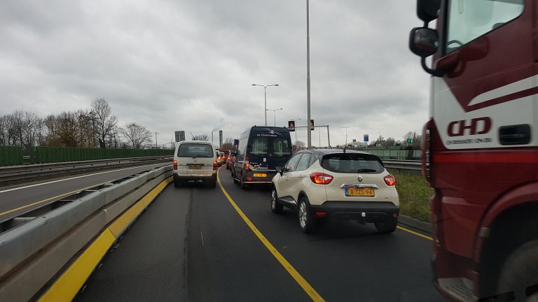 Raad Langedijk baalt eensgezind van verkeerschaos N242