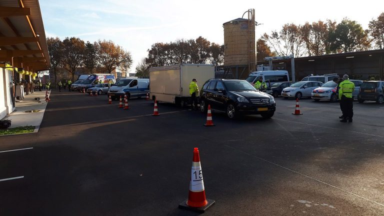 Eén aanhouding bij grootschalige controle aan Galileistraat in Heerhugowaard