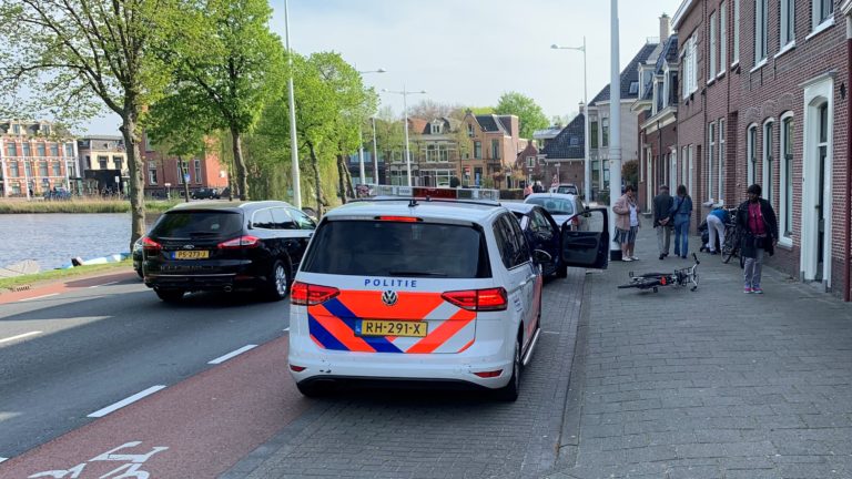 Fietser lichtgewond bij aanrijding Kennemersingel