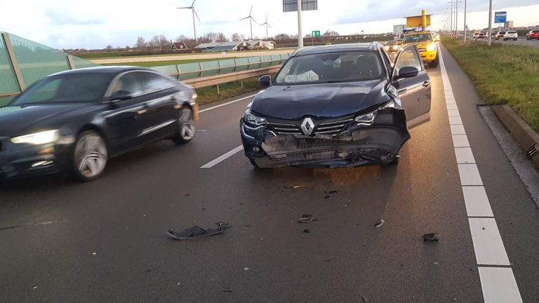 “Kinderachtig gedrag” weggebruikers na kop-staartbotsing N242 irriteert weginspecteur