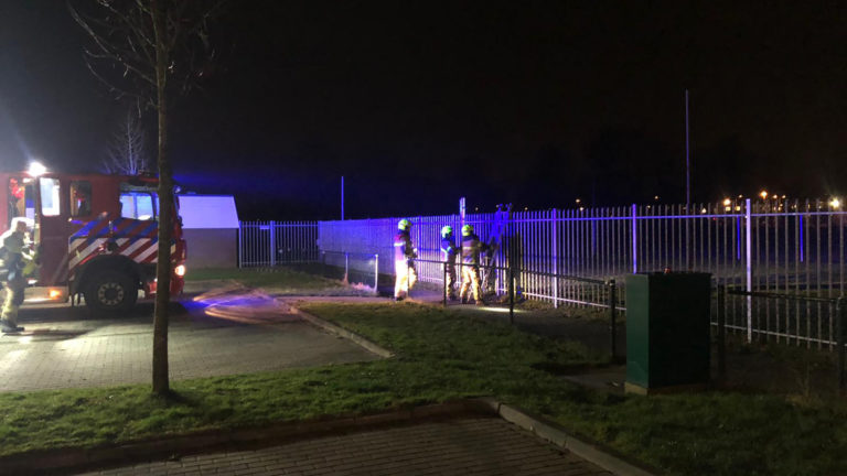 Brandstichting op sportpark De Vork; kunstgras in brand gestoken