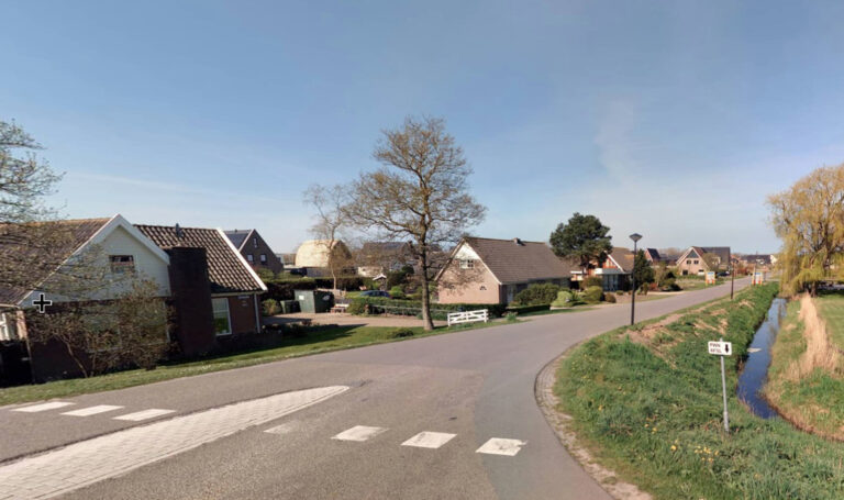 Van Veenweg in De Draai wordt 30 km/u weg met beweegbare paal bij Oostdijk