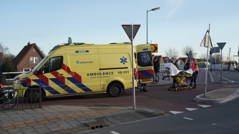 Twee gewonden bij ongeval tussen fietser en scooter