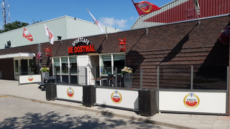 Nog geen terras bij De Swan in Heerhugowaard en De Oostwal in Sint Pancras