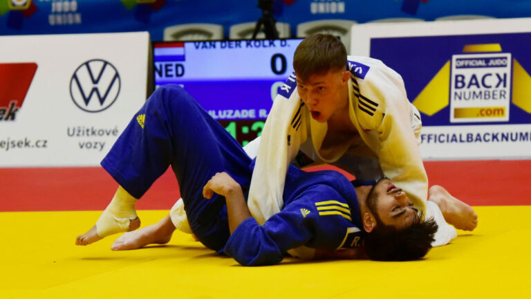 Judoka Dylan van der Kolk wint in Praag zijn allereerste Europacup