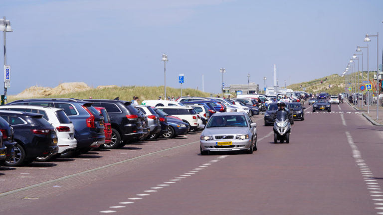 Gemeente Bergen gevoelig voor kritiek op digitale parkeerservice: meer tijd en maatwerk