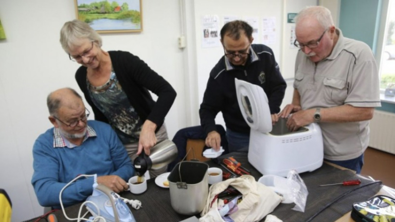 Repair Café Heerhugowaard gaat weer open: “Weggooien kan altijd nog”