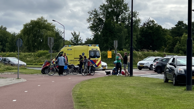 Fietsster gewond bij aanrijding op rotonde Krusemanlaan in Heerhugowaard