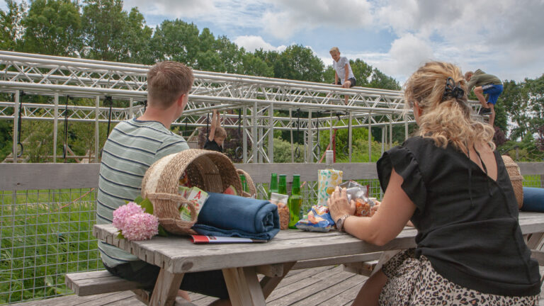 ObstakelRuns voor jeugd en familiepicknicks bij Outdoorpark Alkmaar