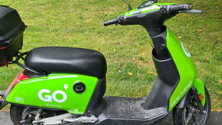 Jongen (15) betrapt op Go Sharing scooter, account van ouder geblokkeerd