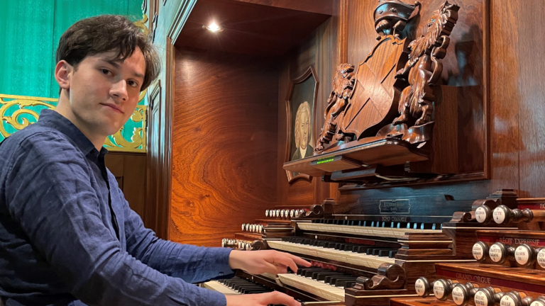 Steven Knieriem geeft orgelconcert in Kooger Kerk in Zuid-Scharwoude