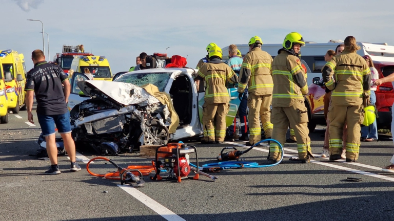 Drie gewonden bij ernstig ongeval op N9 bij Schoorl