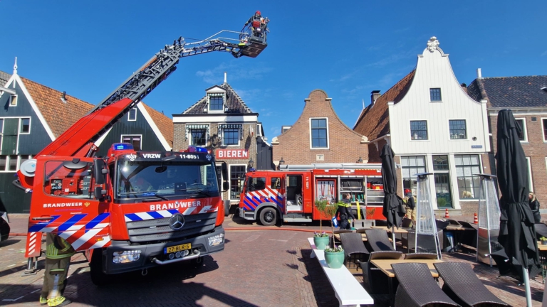 Keukenbrand in Oude Herberg van De Rijp