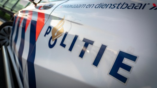 Scooterrijdster gewond door ongeval op De Droogmakerij in Heiloo, veroorzaker rijdt door