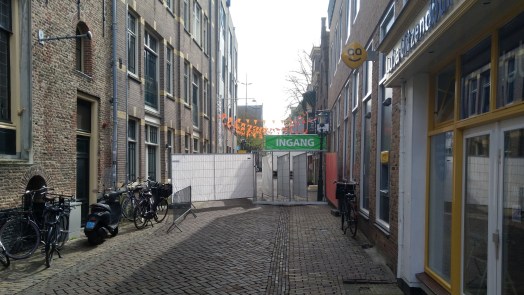 Nieuwigheid bij Koningsfeesten Alkmaar: toegangspoorten bij de grote pleinen