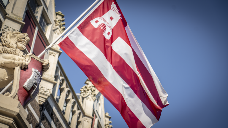 Fraudeur maakt gemeente Alkmaar ruim twee ton afhandig: “Taboe doorbreken”