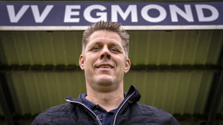 Secretaris Arnold Boon blij met groen licht voor sportcomplex VV Egmond: “Het is bittere noodzaak”