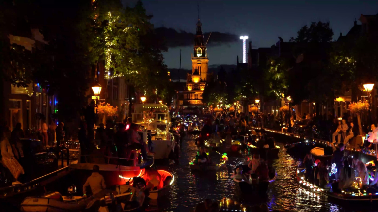 Vanwege het succes is er dit jaar geen lichtjesavond in Alkmaar: “We hebben er slapeloze nachten van gehad”