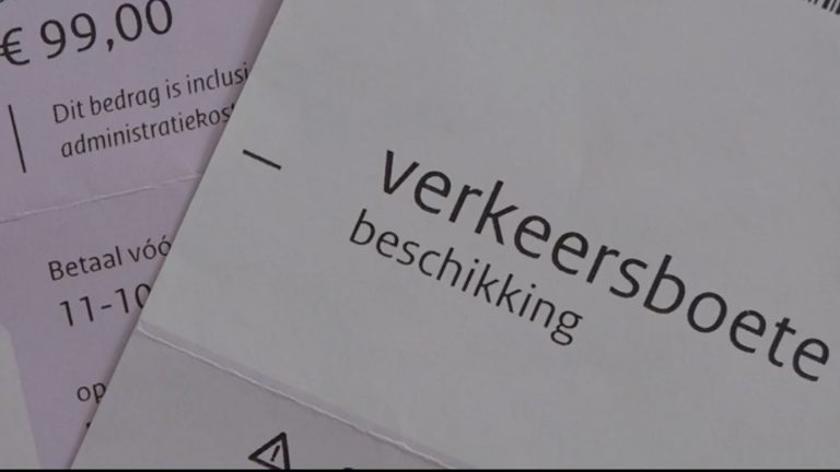 Vier is te veel: politie gaat verkeersovertreders ‘thuis benaderen’