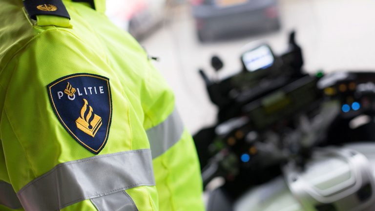 Vrouw aangehouden na diefstal aan Handelskade in N-Scharwoude