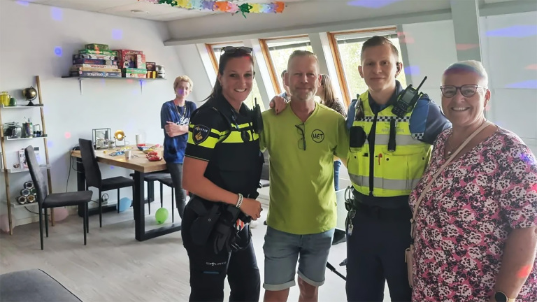 Jeugd kan weer terecht in eigen honk in Broek op Langedijk: pingpongen, gamen, muziek maken en meer