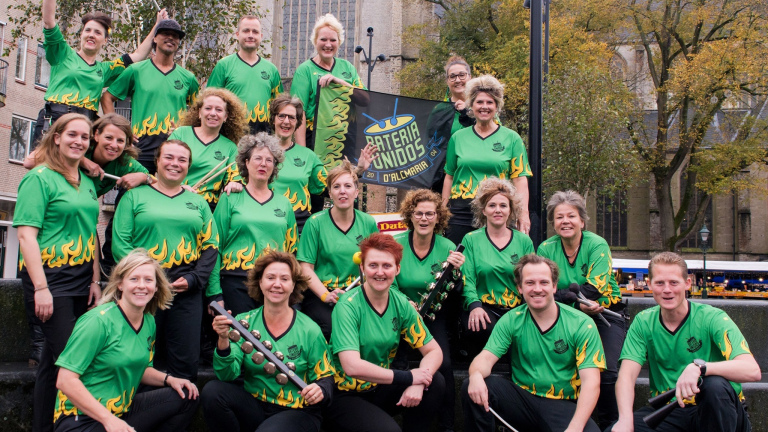 Bateria Unidos d’Alcmaria viert 20-jarig bestaan met groot sambafestival in Vrij Zijn Theater 🗓