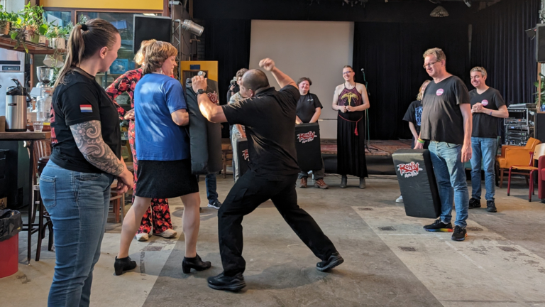 Weerbaarheidstraining krijgt vervolg: Krav Maga in Wijkboerderij Alkmaar 🗓