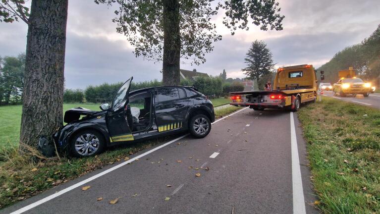 Kop-staartbotsing op Noordervaart: automobilist raakt gewond