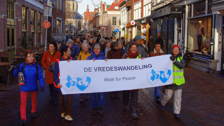 Vredeswandeling in Alkmaar om de geweldloze weg voor vrede te steunen 🗓