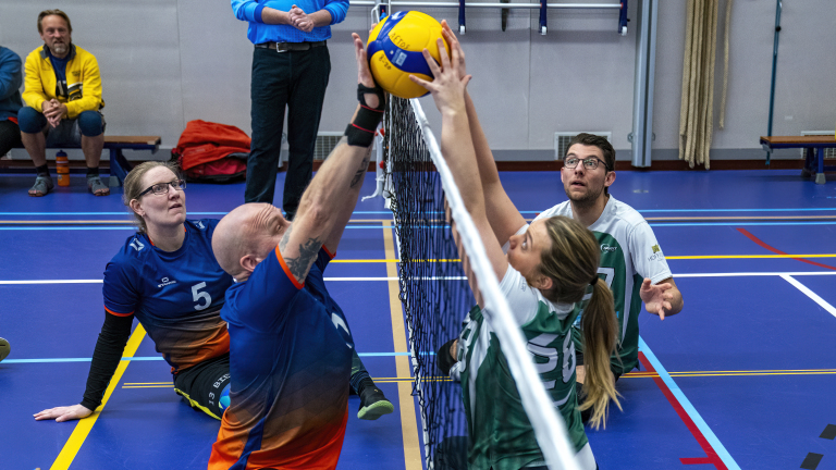 Gratis clinic zitvolleybal in Alkmaars Sportcomplex Oosterhout 🗓