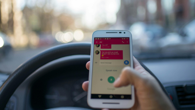 Weekje extra verkeerscontrole op pielen met je mobiel levert golf van boetes op