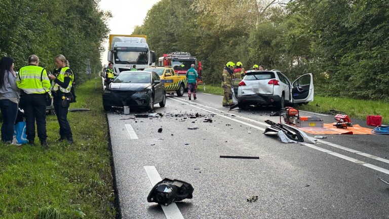 Meerdere gewonden bij zwaar ongeval bij Oudkarspel