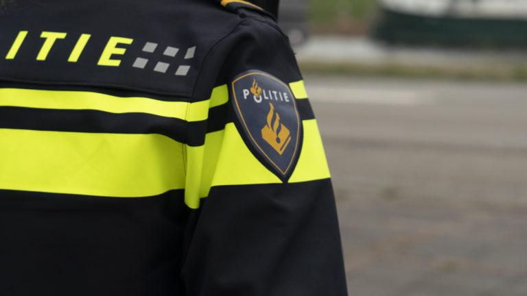 Scooterrijder vlucht voor politie en wordt opgepakt, tweede verdachte nog spoorloos