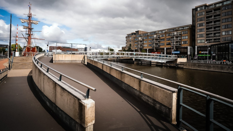 Machinewerk Alkmaarse Ringersbrug wordt flink aangepakt: aantal dagen dicht voor voetgangers en fietsers