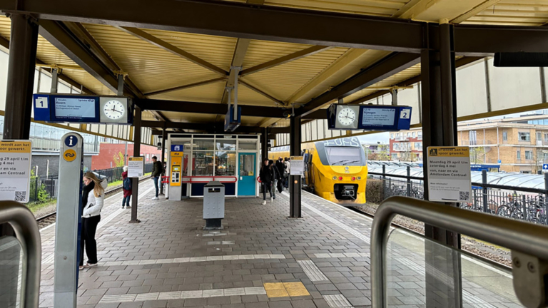 Heiloo doet ultieme poging om toilet op station te behouden: ‘Laten we er nog eens over praten’