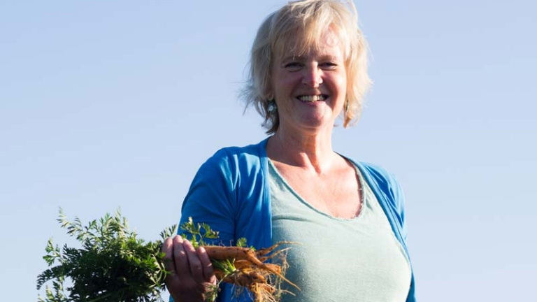 Kruidenexpert Marieke Kraakman over voorjaarskruiden en vitaminebommetjes uit de natuur 🗓