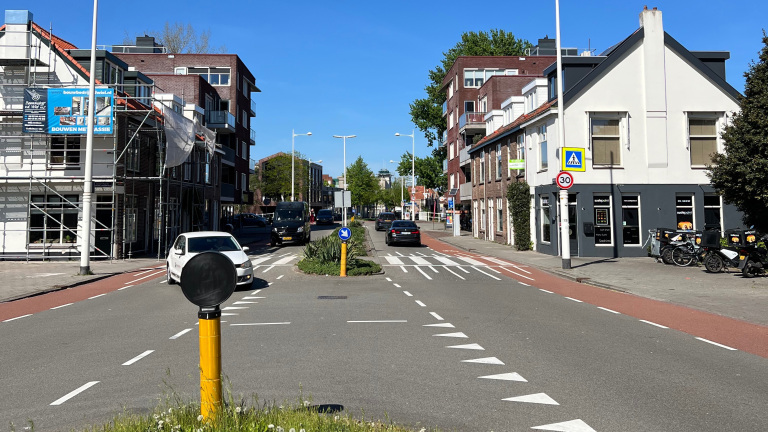 Twee maanden flinke omleidingen aan oostkant Alkmaarse binnenstad: “Even door de zure appel heen bijten”