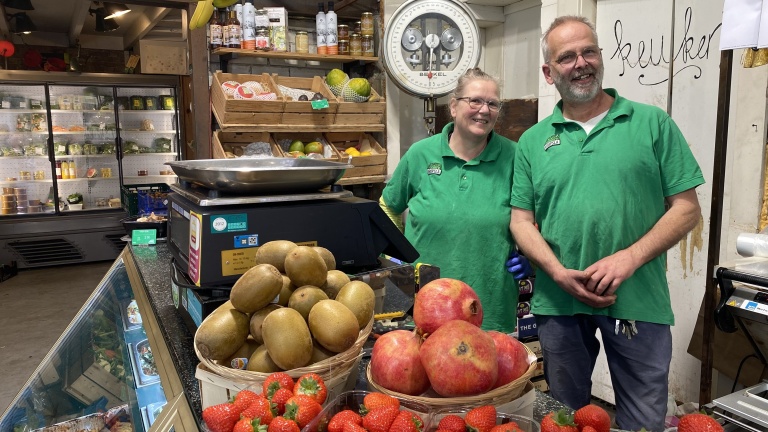 Laatste meters voor markante groentezaak Kropsla in Alkmaarse binnenstad: “Het is mooi geweest”