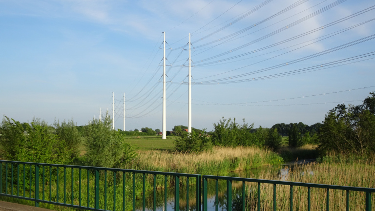 Natuurorganisaties willen hoogspanningskabel door Schermer en langs Heerhugowaard