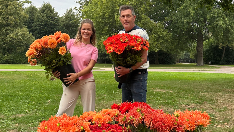 Studenten Vonk Alkmaar schitteren met dahlia’s op Kasteel Keukenhof