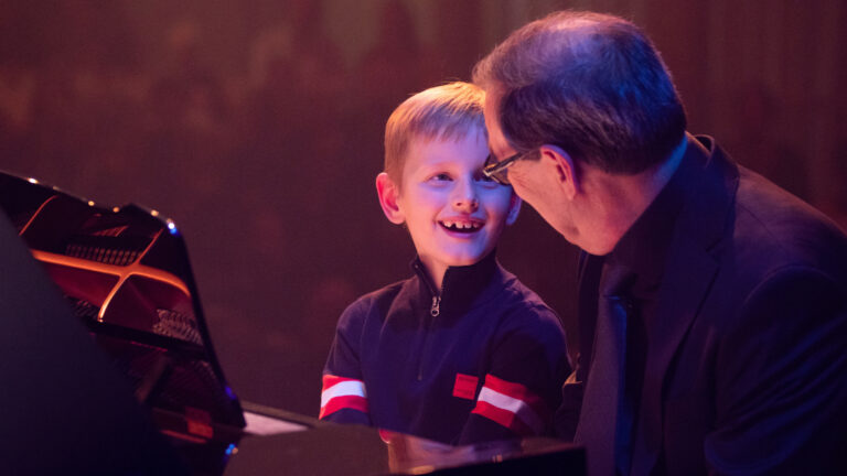 Peerdemans Cultureel Pianofestijn in Café de Roode Leeuw 🗓