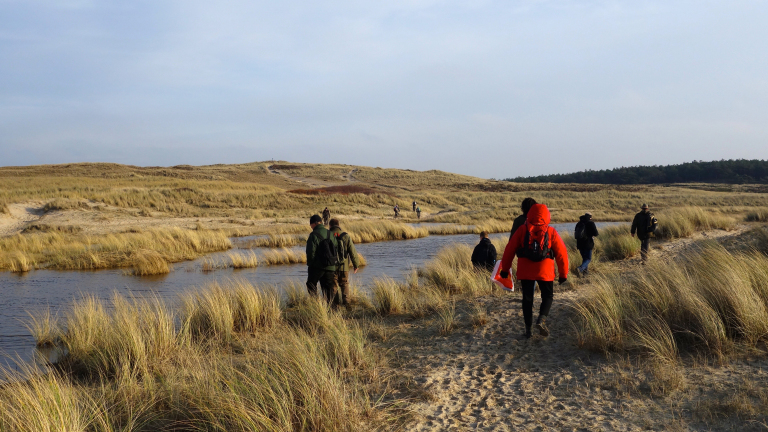 Winterse Jut-Wandeltocht brengt kerstsfeer naar Bergen aan Zee 🗓