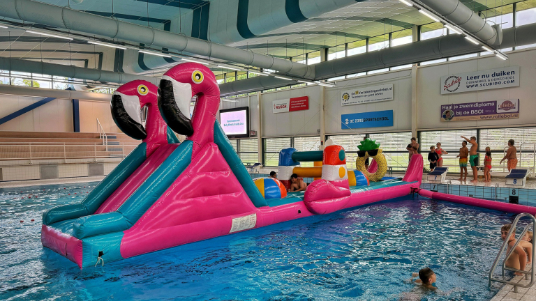 Volop waterpret in de kerstvakantie bij zwembad Hoornse Vaart 🗓