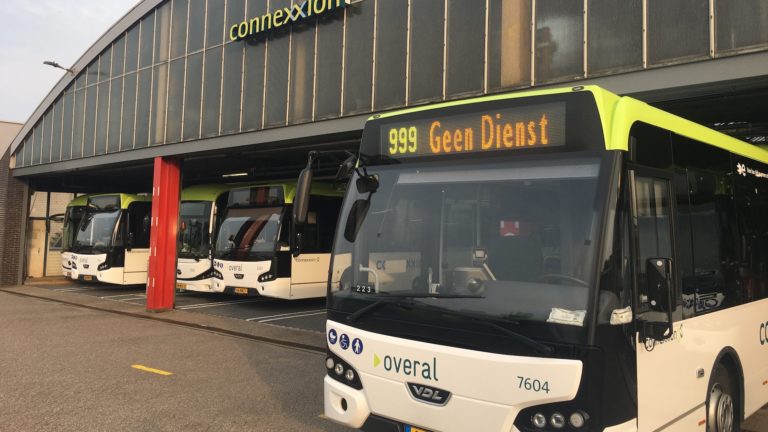 Langdurige sneeuwval verwacht: Connexxion rijdt woensdagochtend niet