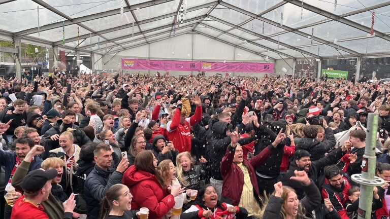 Uitverkochte AZ-bekerfinale ook op groot scherm: Paardenmarkt Alkmaarse fanzone
